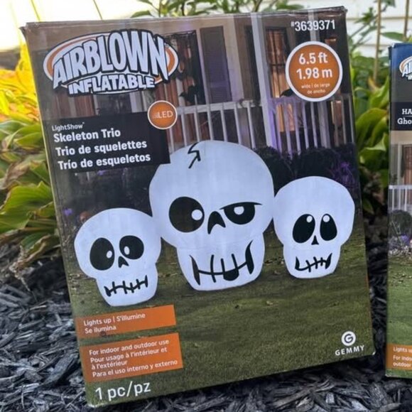 Halloween Skull Inflatable - Picture 1 of 3
